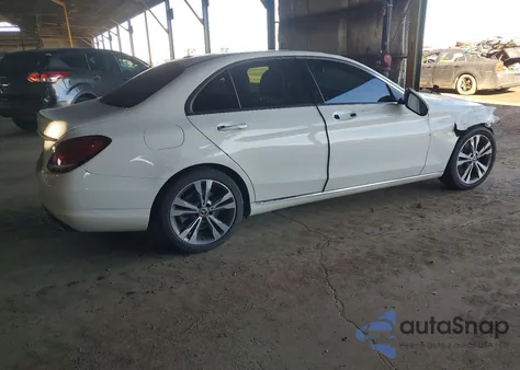 2019 Mercedes-Benz C 300 from USA, damaged, VIN 55SWF8DB3KU308124